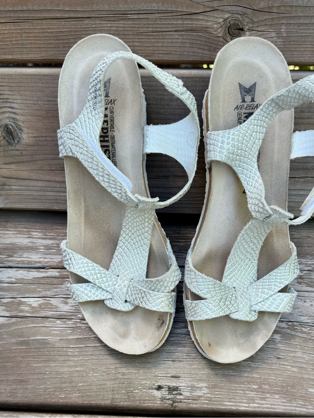 Mephesto wedge sandals
